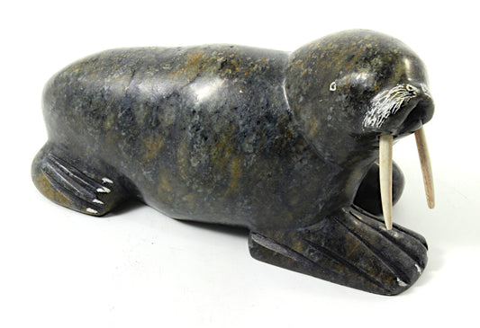 Simon Qinuajuak - soapstone sculpture 4x3x7