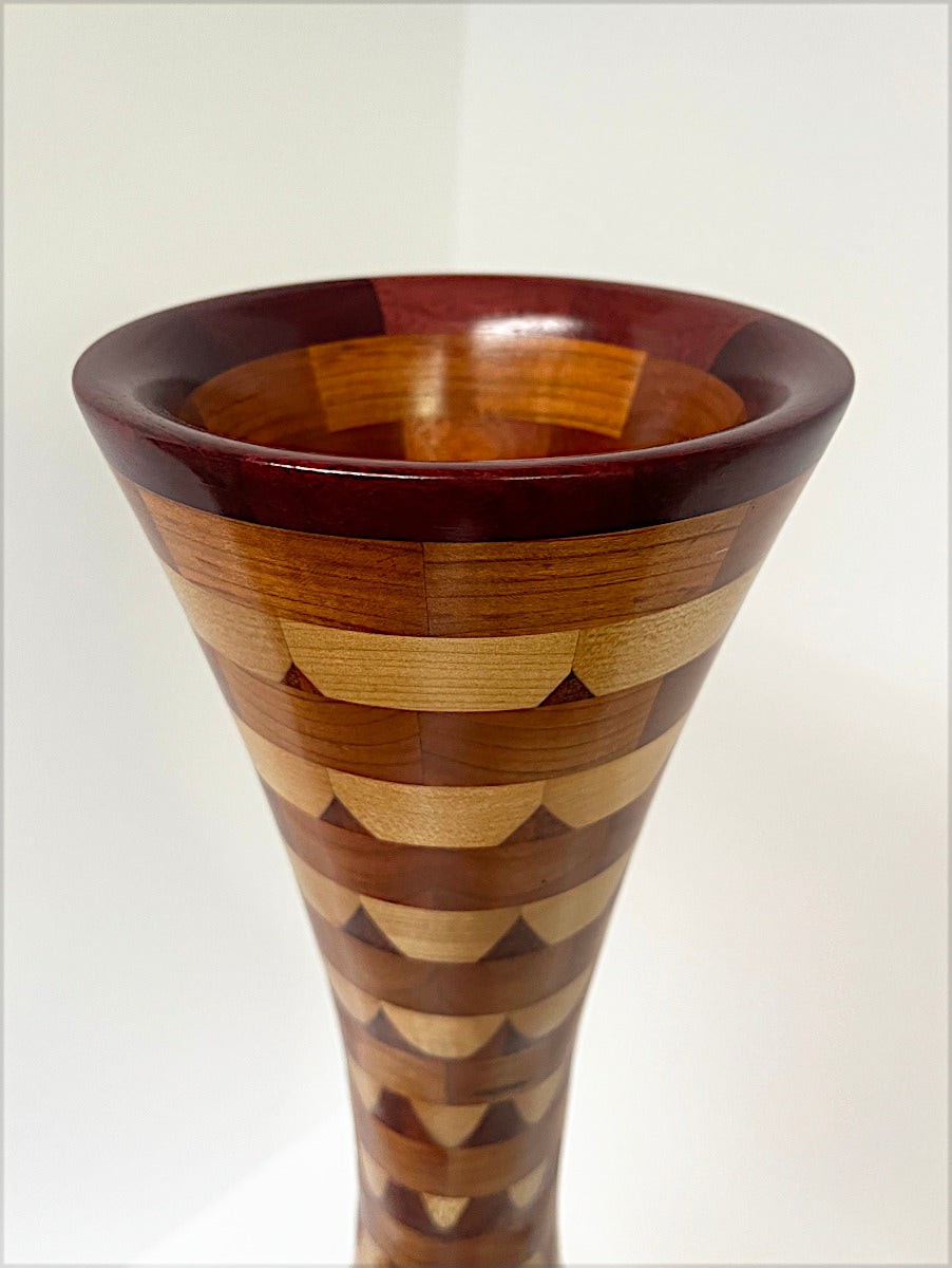Davoud Khosravi - Circles Vase 36 x 11