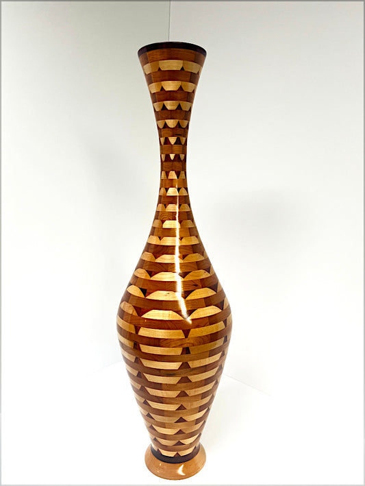 Davoud Khosravi - Circles Vase 36 x 11