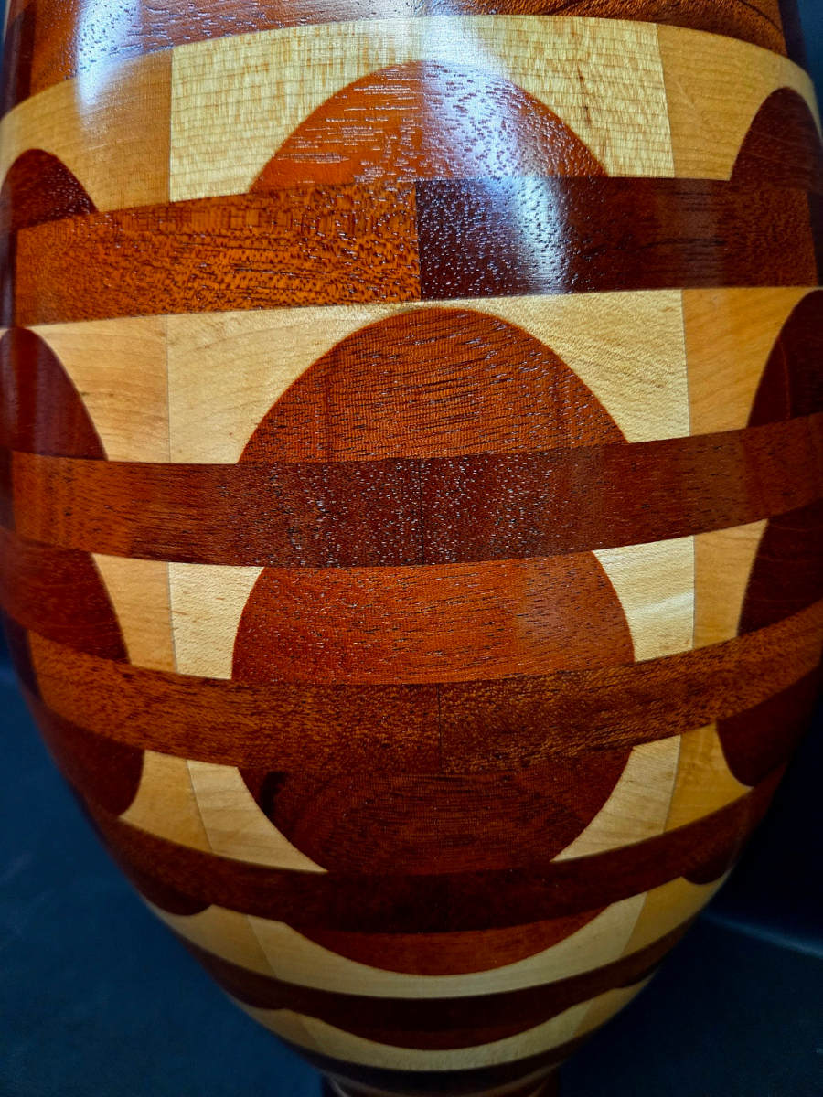 Davoud Khosravi - Moon Vase  19x9