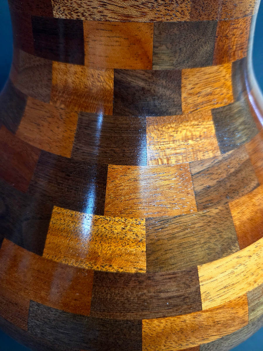 Davoud Khosravi - Spiral Pattern Vase  17x11